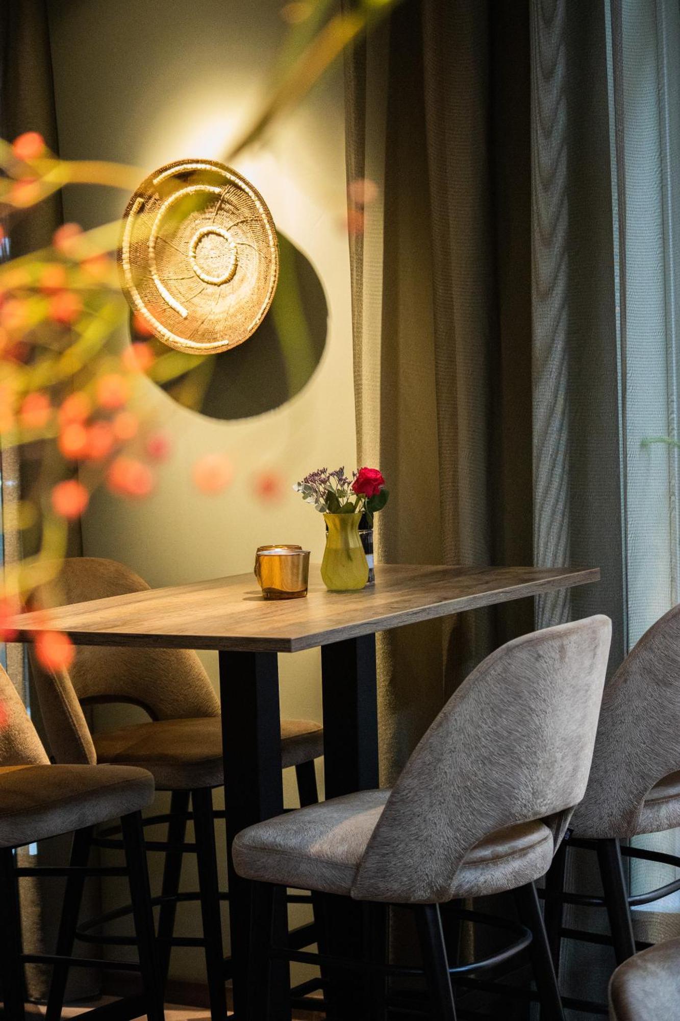 Hotel De Koppelpaarden ลิกเตนฟอร์เดอ ภายนอก รูปภาพ